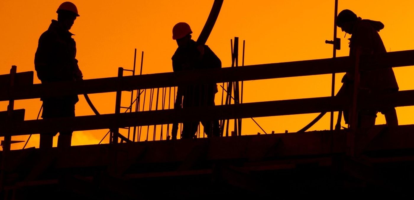 Regjeringen vil gjøre det vanskeligere og mer risikofylt for virksomheter å leie inn arbeidskraft